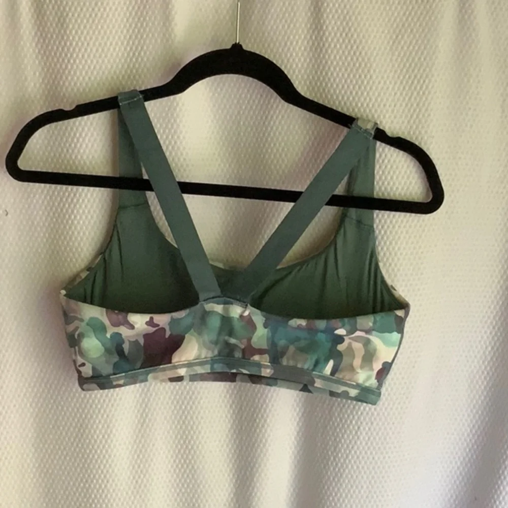 SPANX Green and Blue Sports Bra Moisture-Wicking Racerback - Picture 6 of 6